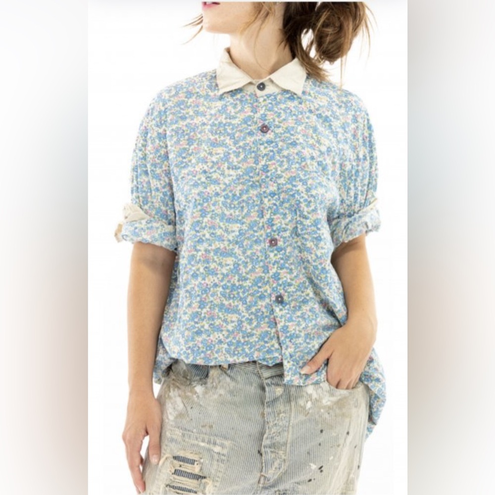 MAGNOLIA PEARL BLUE FLORAL BOYFRIEND SHIRT